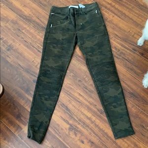 Zara camo pants